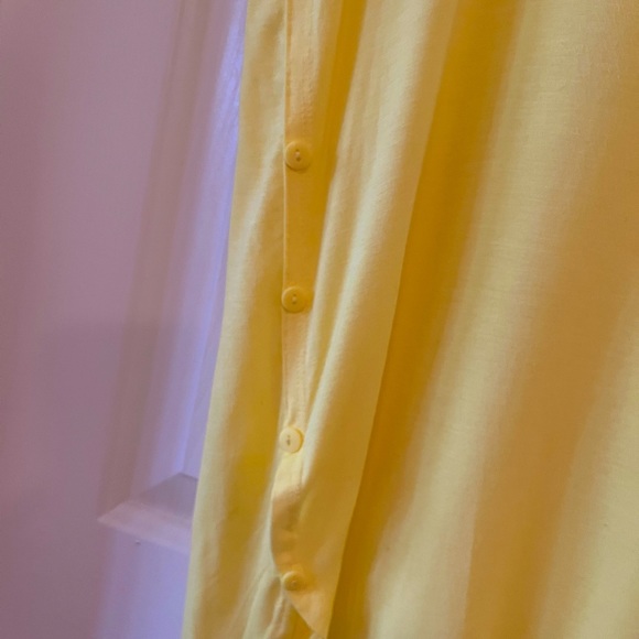 New York and Company Soho Soft Tee - Picture 5 of 5